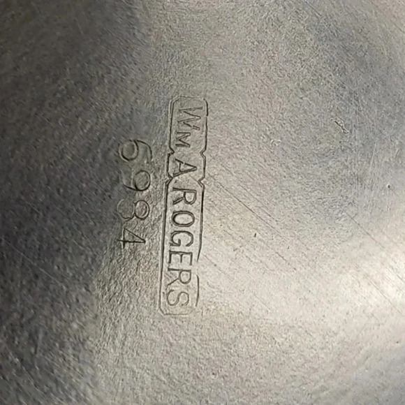 Vintage WMA Rogers Centerpiece Bowl With Gold Colored Lid - Picture 4 of 5